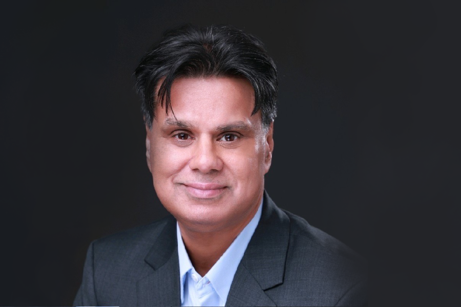 Professsor Shafi Ahmed